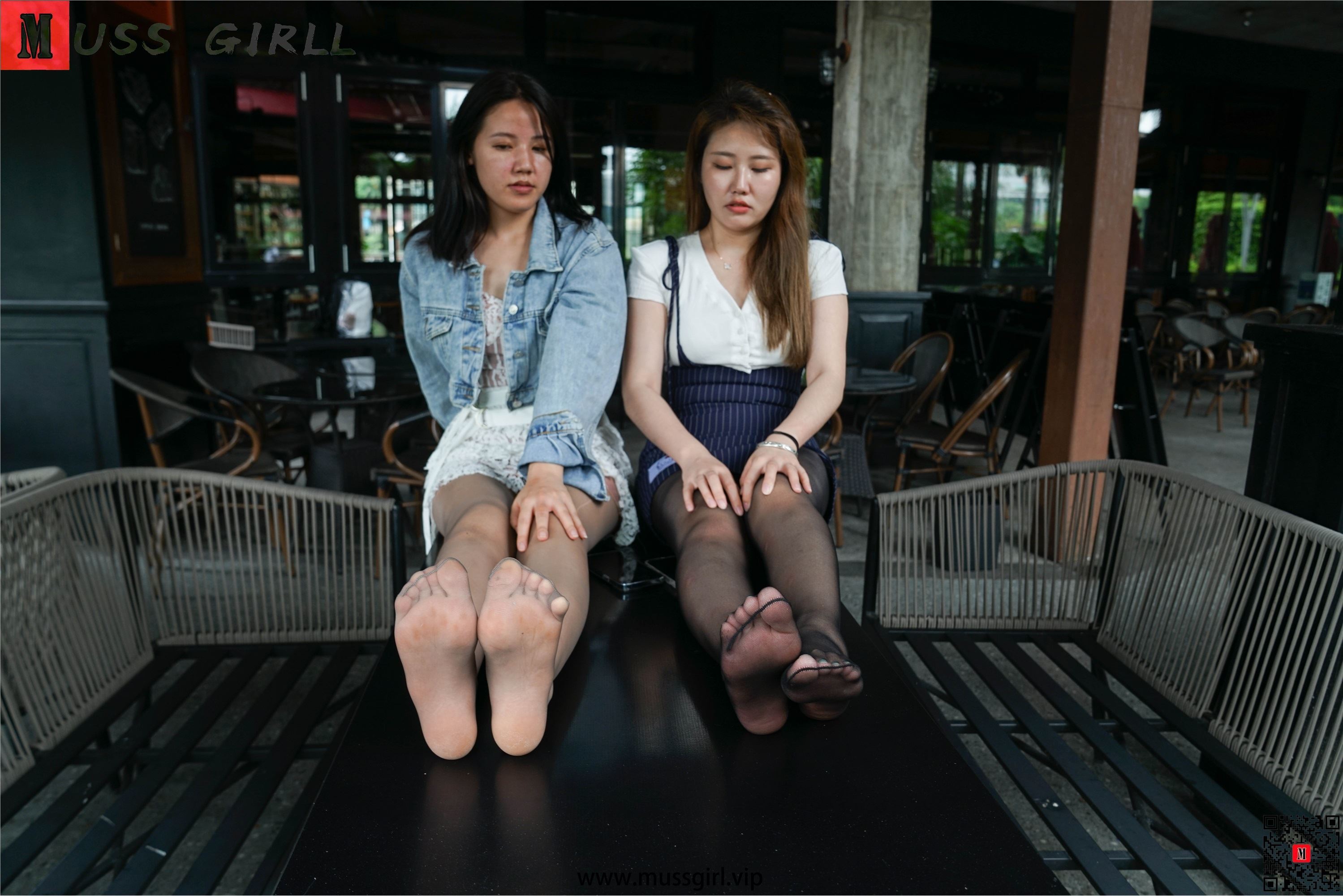 MussGirl慕丝女郎  NO.220 双人肉丝黑丝短裙